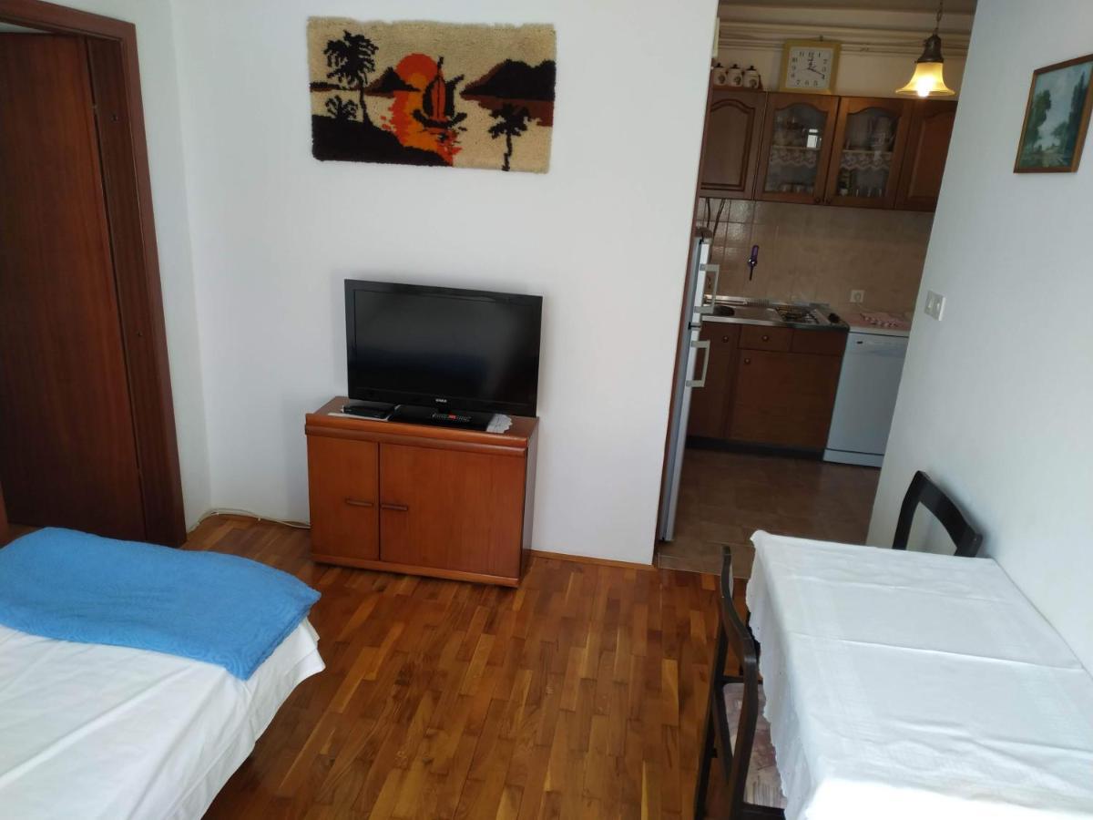 Apartments Marino Novi Vinodolski Exterior foto