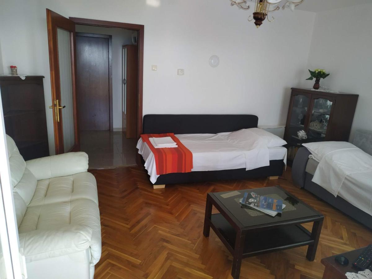 Apartments Marino Novi Vinodolski Exterior foto